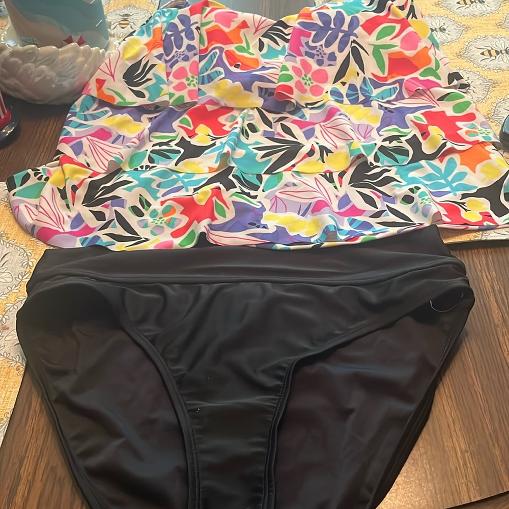 Caribbean Joe two piece swimsuit brand new never worn